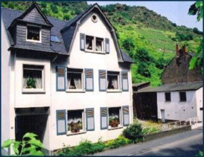 Отель Gästehaus Aladin  Кохем